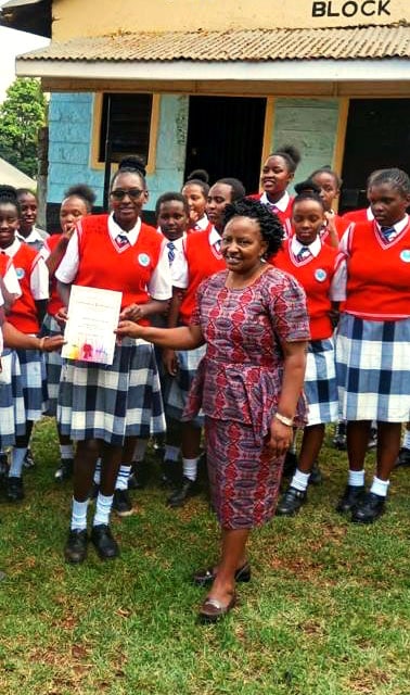 Elizabeth Receives an Aard from School