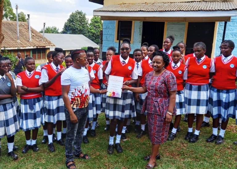 Elizabeth Receives Award from School